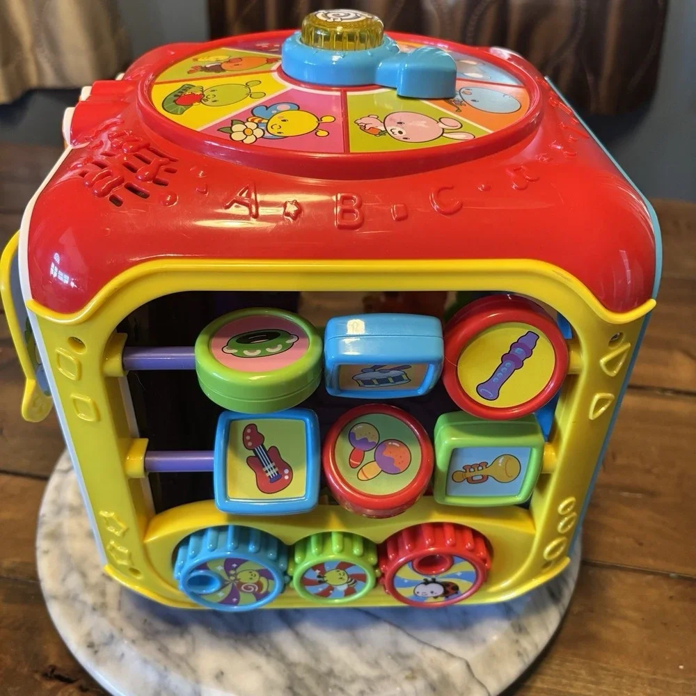 VTech Sort and Discover Activity Cube Five Sides Fun for Kids 75 Songs Sounds‎